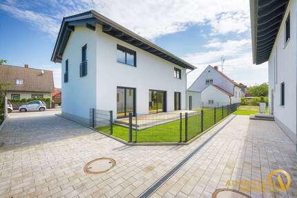 Haus zum Kaufen in Ergolding 935.000,00 € 150 m²