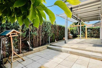 Moderne Eigentumswohnung mit Südterrasse und Garage in Hilzingen