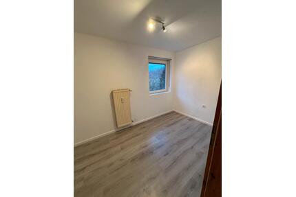 Gemütliches WG-Zimmer mit Terrasse und Einbauküche ab 01.11.26 - Bad Dürkheim