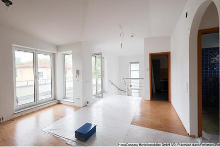 Frisch renovierte Maisonette mit Wohlfühl-Garatie, Dachterassen sowie TG-Stellplatz in Betzenhausen, Freiburg - Freiburg im Breisgau Haslach