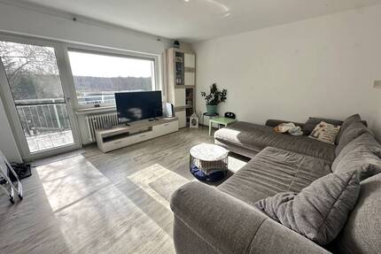 Lichtdurchflutete Dachgeschosswohnung mit schöner Aussicht - Sessenbach