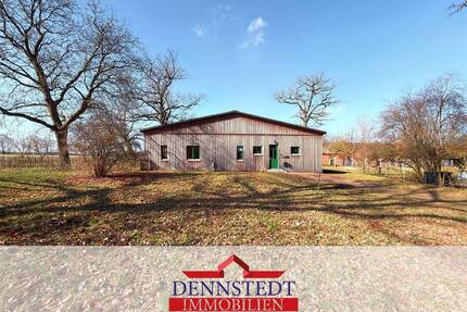 Wohnen mit Pferden: Reithalle, Stall und großzügige Weideflächen auf über 6 ha - Waddeweitz Hohenvolkfien