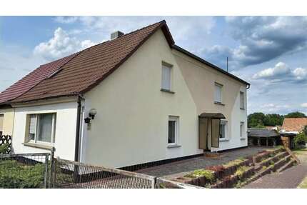 Haus zum Kaufen in Spremberg 125.000,00 € 140 m²