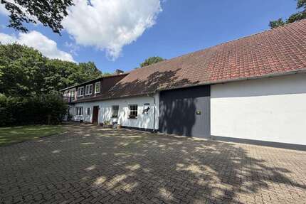 Haus zum Kaufen in Warmsen 299.000,00 € 248 m²
