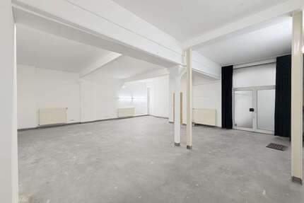 Büro in Wiesbaden 390,00 € 85.36 m²