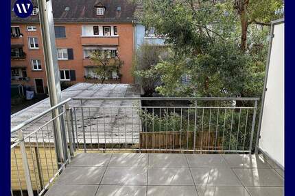 Nur noch einziehen! Renovierte 3-Zimmer-Wohnung mit Balkon, guter Schnitt, Tageslichtbad + Wanne - Singen (Hohentwiel)