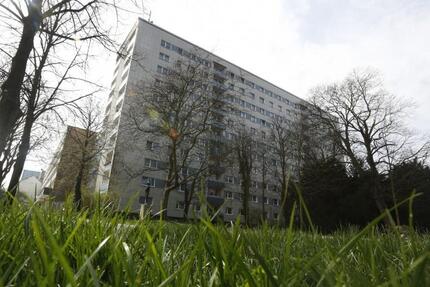 2-RWE im Zentrum - 390,00&nbsp;EUR Kaltmiete, ca.&nbsp; 47,65&nbsp;m&sup2; in Dessau-Roßlau (PLZ: 06844)