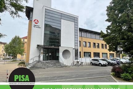 Moderne Gewerbeeinheit in Toplage – ganze Etage mit Klimaanlage, Aufzug & Stellplätzen - Delitzsch