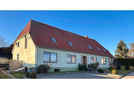 Mehrfamilienhaus mit 2 Einliegerwohnungen - Bützow