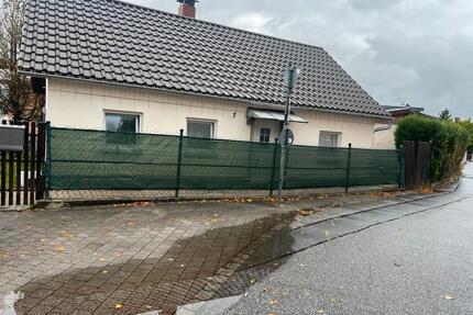 Einfamilienhaus - 900,00&nbsp;EUR Kaltmiete, ca.&nbsp; 80,00&nbsp;m&sup2; in Simbach (PLZ: 94436)