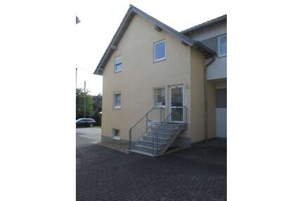 Wohnung zum Mieten in Dreikirchen 275,00 € 35 m²