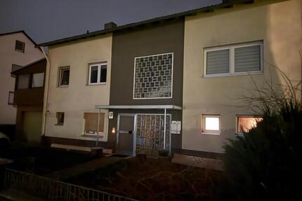 Großzügige Mietwohnung - 1.300,00&nbsp;EUR Kaltmiete, ca.&nbsp; 140,00&nbsp;m&sup2; in Kirchhain (PLZ: 35274)