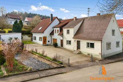 Haus zum Kaufen in Winterbach 489.000,00 € 260.99 m²