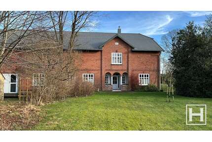 Haus zum Kaufen in Lentföhrden 749.000,00 € 254.07 m²