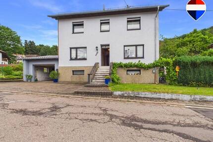 Familienhaus mit viel Platz, großer Garage und vielseitigen Nutzungsmöglichkeiten in Büschfeld - Wadern / Büschfeld