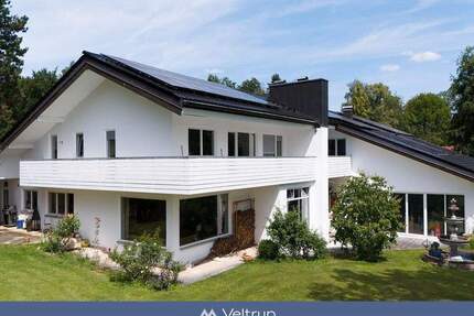 LUXURIÖSE FREIHEIT: XXL-WOHNTRAUM IN GRAFRATH FÜR INDIVIDUELLE LEBENSENTWÜRFE