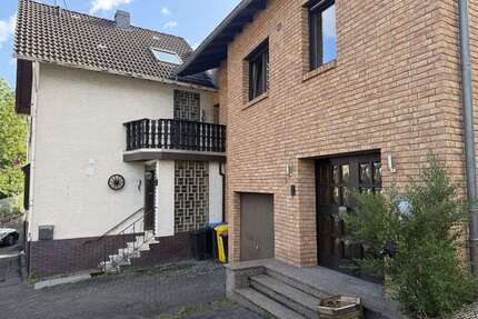 Haus zum Kaufen in Hönningen 249.000,00 € 186 m²