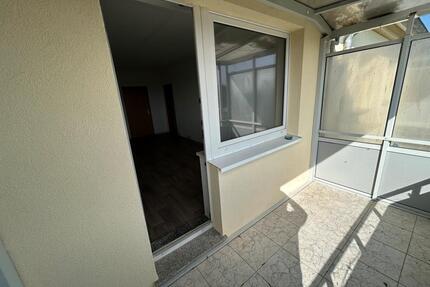 4 Raum Wohnung mit Balkon - 830,00&nbsp;EUR Kaltmiete, ca.&nbsp; 85,20&nbsp;m&sup2; in Körner (PLZ: 99998)