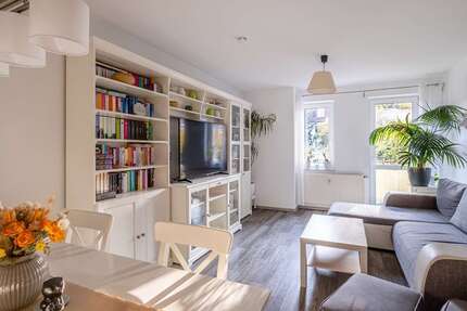 Wohnung zum Kaufen in Berlin-Lichtenberg 350.000,00 € 77 m²