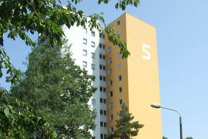 Wohnung zum Mieten in Erlangen 806,52 € 84.1 m²