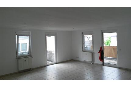 Helle 2 Zi. 90qm mit 2 Balkone in zentraler Lage in Neuenburg - Neuenburg am Rhein