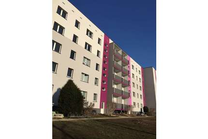 Wohnung zum Mieten in Bad Lausick 247,00 € 35.26 m²