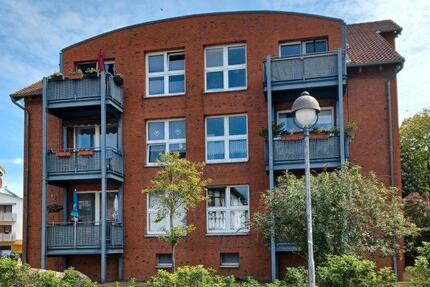 Große 4-Raum-Wohnung in Laage zu vermieten