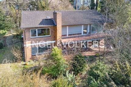 Haus zum Kaufen in Wachtberg-Villip 495.000,00 € 263 m²