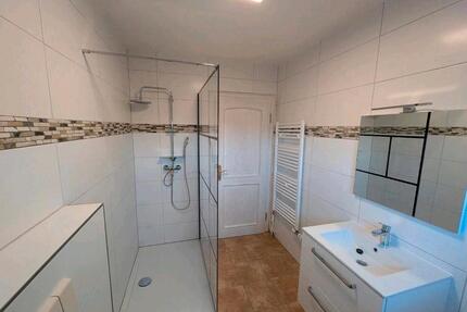 Wohnung zu vermieten - 1.150,00&nbsp;EUR Kaltmiete, ca.&nbsp; 90,00&nbsp;m&sup2; in Baunatal (PLZ: 34225)