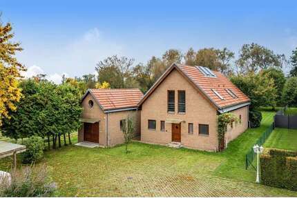 Haus zum Kaufen in Blankenfelde-Mahlow 699.000,00 € 160.64 m²