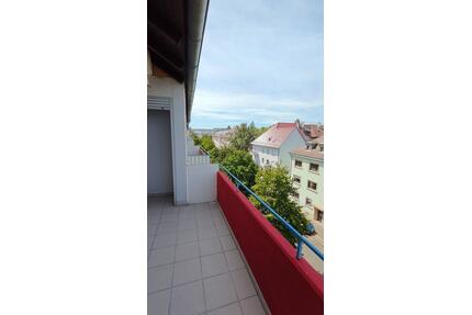 Schöne 2 ZKB-Wohnung mit Balkon in perfekter Lage KA-Oststadt - Karlsruhe Innenstadt-Ost