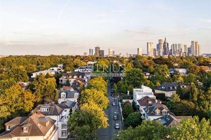 Haus zum Kaufen in Frankfurt 4.000.000,00 € 400 m²