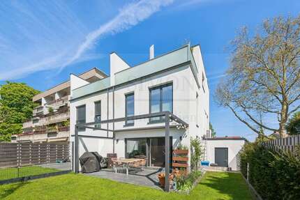 Haus zum Kaufen in Eschborn 1.049.000,00 € 164.69 m²