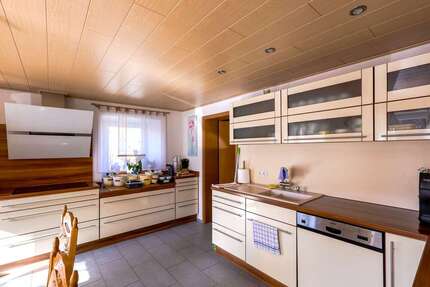 Haus zum Kaufen in Talheim 449.000,00 € 281.87 m²