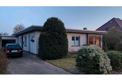 Bungalow in Sandkrug auf großem Grundstück - provisionsfrei - Hatten