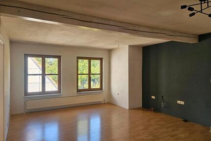 Einfamilienhaus zur Miete - 1.300,00&nbsp;EUR Kaltmiete, ca.&nbsp; 155,00&nbsp;m&sup2; in Igensdorf (PLZ: 91338)