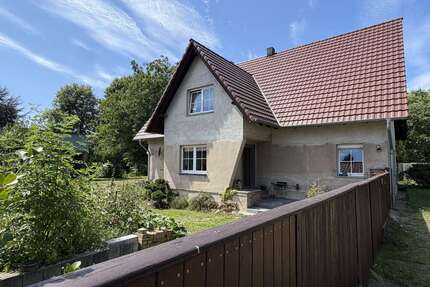 Haus zum Kaufen in NeuhausenSpree 298.000,00 € 155 m² - Neuhausen/Spree