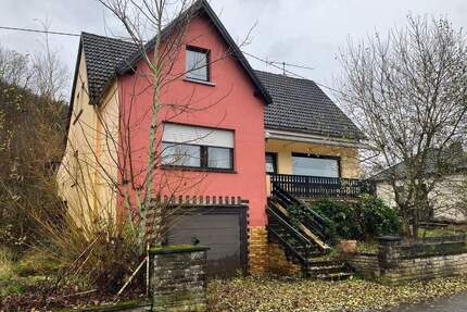 Provisionsfrei für Ersteher -Wohnhaus Oberstadtfeld- Zwangsverst.!