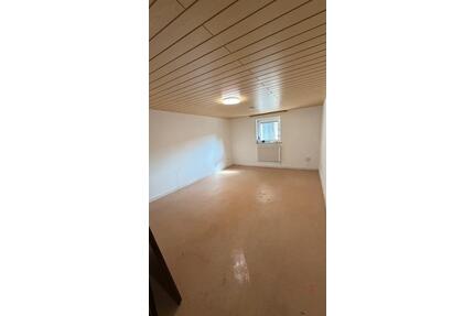 2-Zimmer-Wohnung in Weinähr, 72 m², ab 01.05., mit Küche - Singhofen