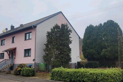 Großzügiges Einfamilienhaus mit vielen Nutzungsmöglichkeiten - Wadgassen