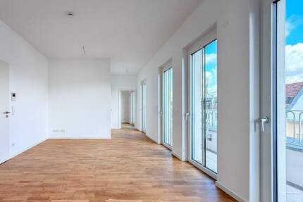 Dachgeschosswohnung nah Schloß Charlottenburg - Großzügige 2 Zimmerwohnung am Mierendorffplatz - Berlin