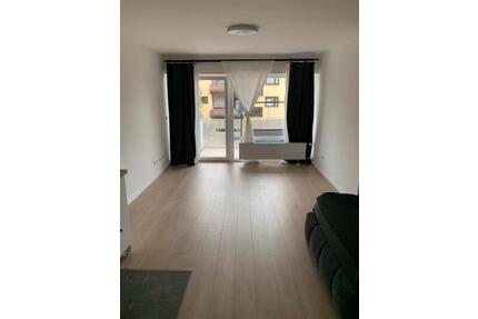 Frisch saniert! 1-Zimmer mit Balkon, Stellplatz & EBK in Maintal - Frankfurt am Main Oberrad