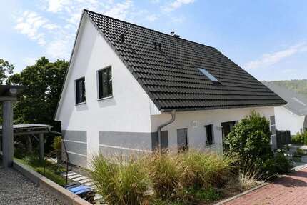 Haus zum Kaufen in Weilrod 650.000,00 € 148 m²