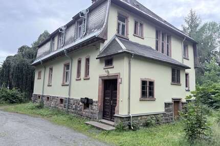 Haus zum Kaufen in Tannenberg 250.000,00 € 314 m²