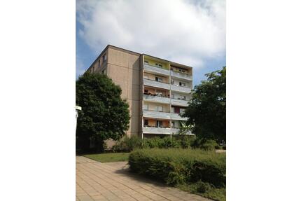 3-Raum Wohnung mit Balkon - 395,00&nbsp;EUR Kaltmiete, ca.&nbsp; 71,71&nbsp;m&sup2; in Frankfurt (Oder) (PLZ: 15232) Beresinchen