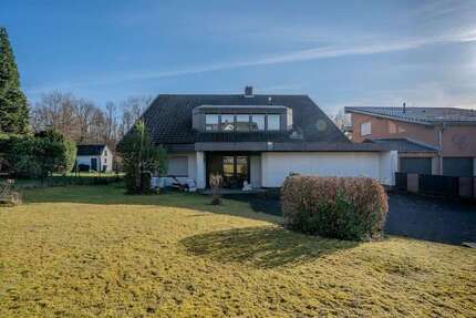 Haus zum Kaufen in Lohmar 979.000,00 € 290 m²