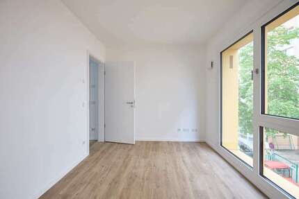 Wohnung zum Mieten in Berlin 2.023,14 € 96.34 m²