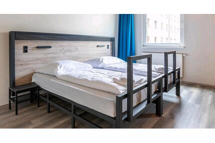 2 Übernacht. f. 2 Pers. m. Frühst.,Hostel Berlin Hbf, 2.-4.10. - Lampertheim