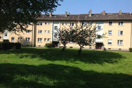 Gut geschnittene Erdgeschosswohnung mit Balkon - Kassel Nordshausen