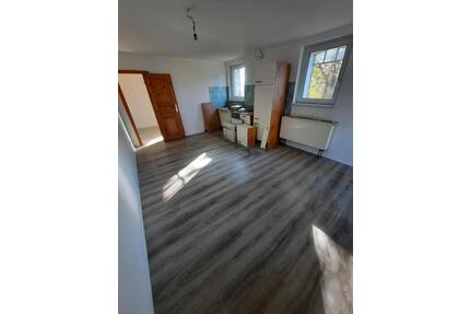 1,5-Zimmer-Wohnung (ca. 40 m²) mit Stellplatz auf Resthof - Oldendorf